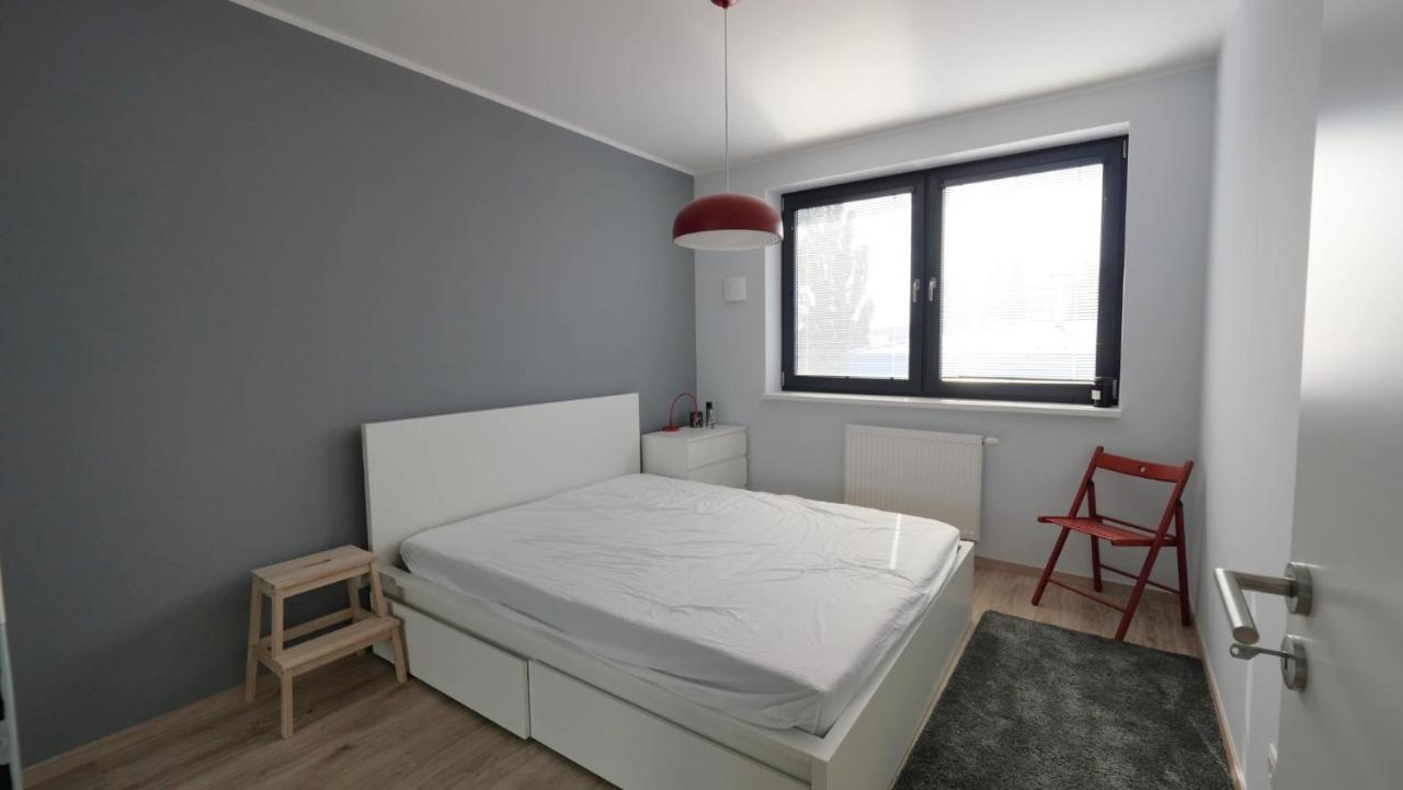 Air-Conditioned, 2 Room Apartment With Terrace Bratysława Zewnętrze zdjęcie