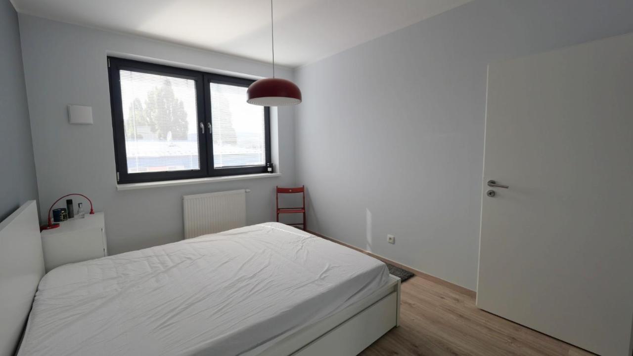 Air-Conditioned, 2 Room Apartment With Terrace Bratysława Zewnętrze zdjęcie
